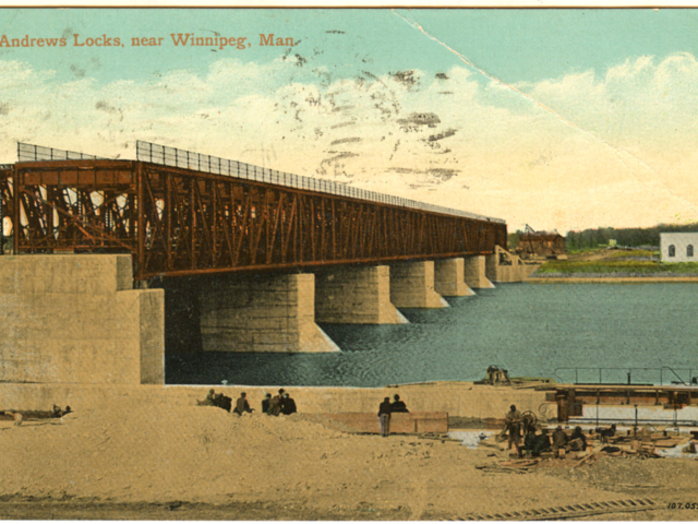 1910c Front of Locks Postcard