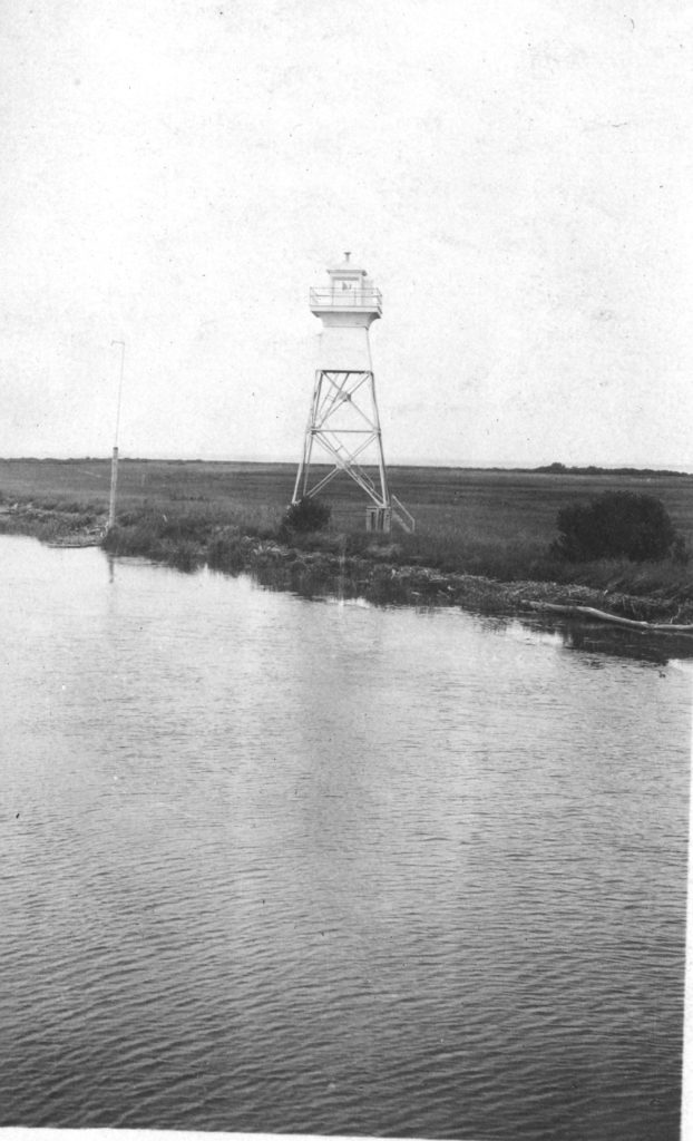1922 East lighthouse at Red River mouth