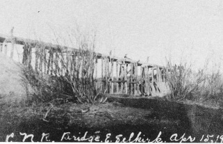 CNR Bridge East Selkirk, April 15, 1914.